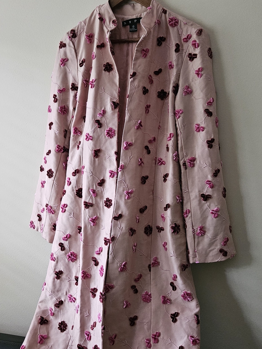 Pink Embroidered Floral Robe
